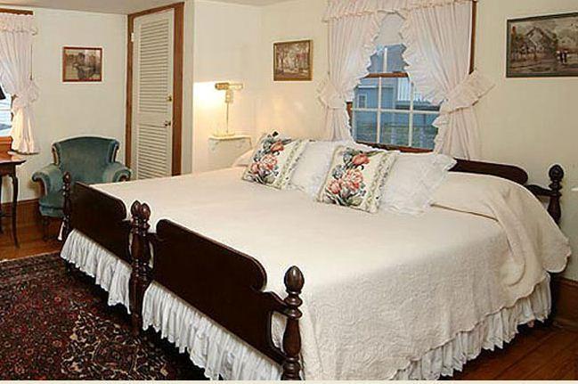 Tuck Inn B&B Рокпорт Стая снимка